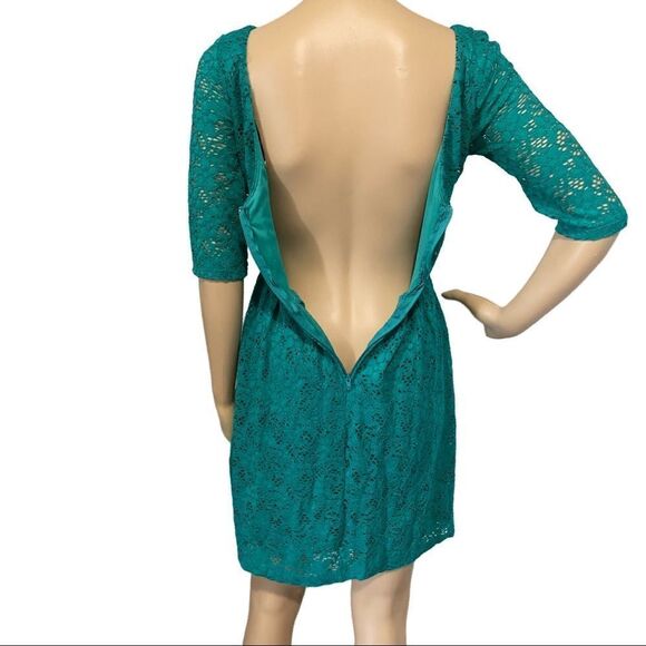 Mystic Short Sleeve Nylon Crochet Lace Dress - Picture 7 of 12